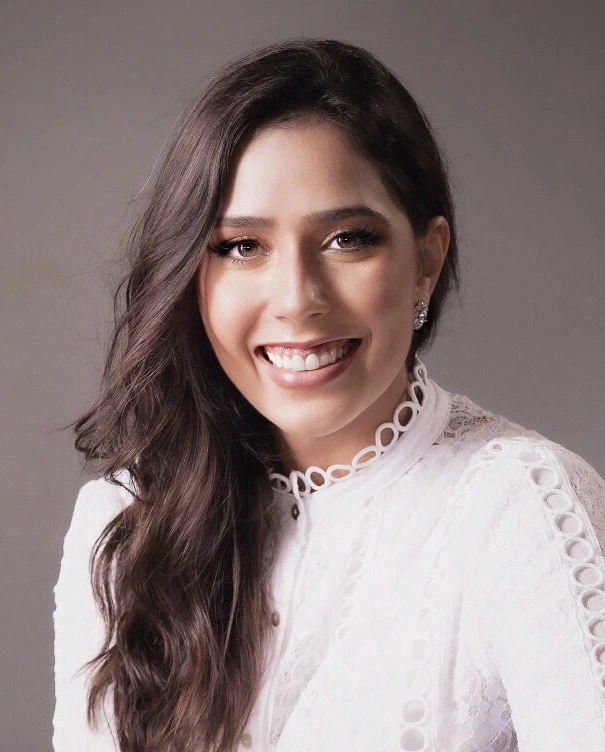 Isadora Espíndola